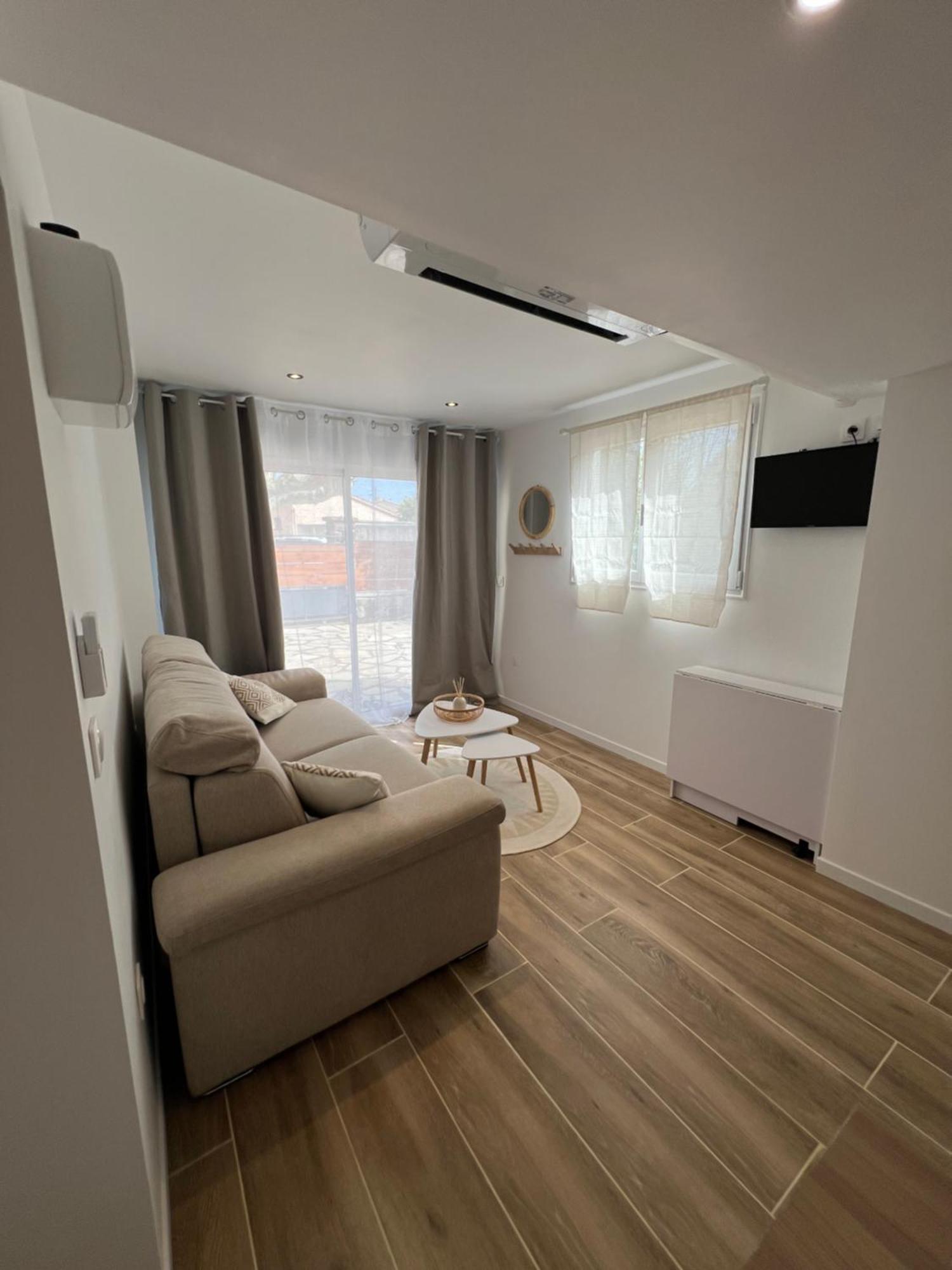 Appartement T2 Avec Jardin Puget-sur-Argens Esterno foto