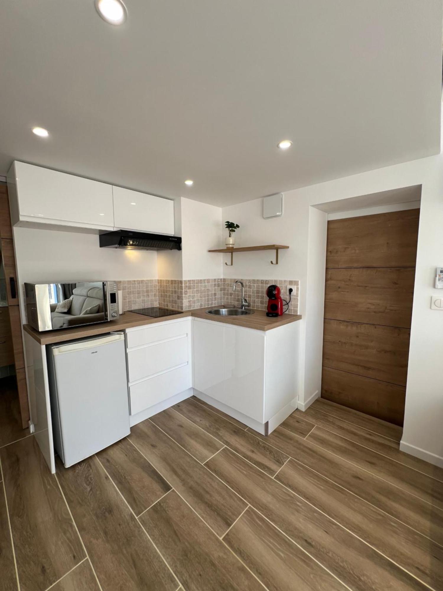 Appartement T2 Avec Jardin Puget-sur-Argens Esterno foto