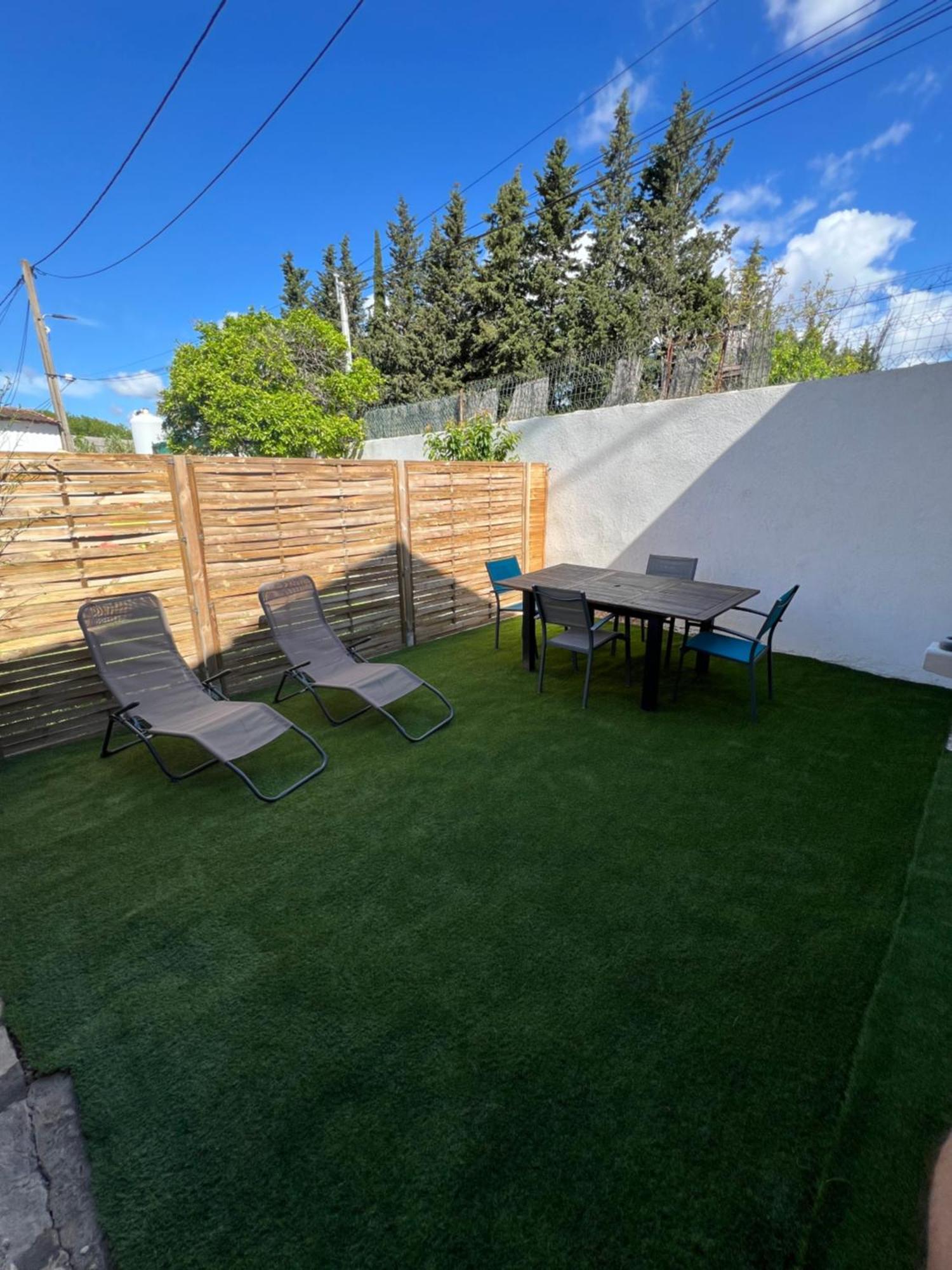 Appartement T2 Avec Jardin Puget-sur-Argens Esterno foto