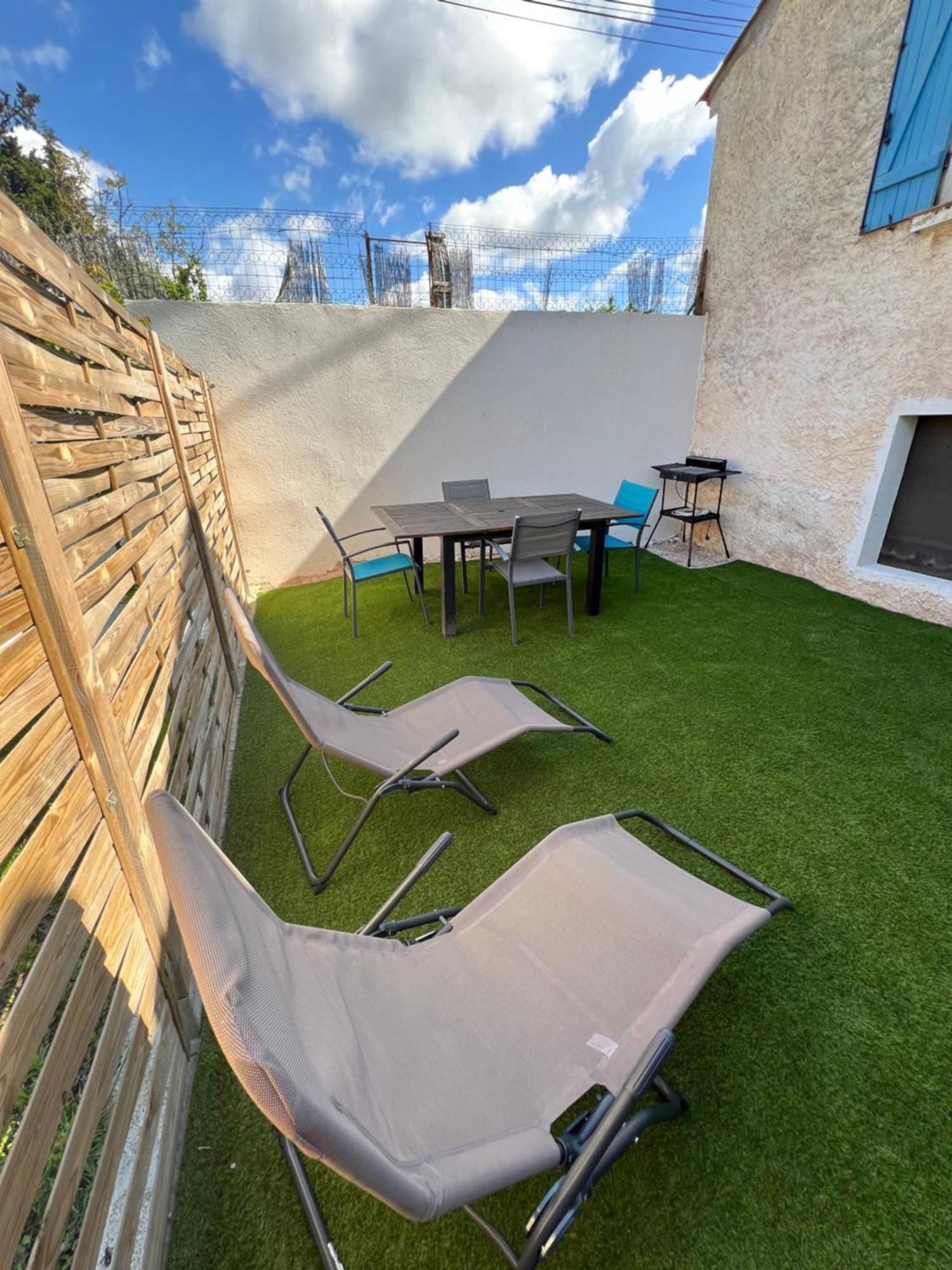 Appartement T2 Avec Jardin Puget-sur-Argens Esterno foto