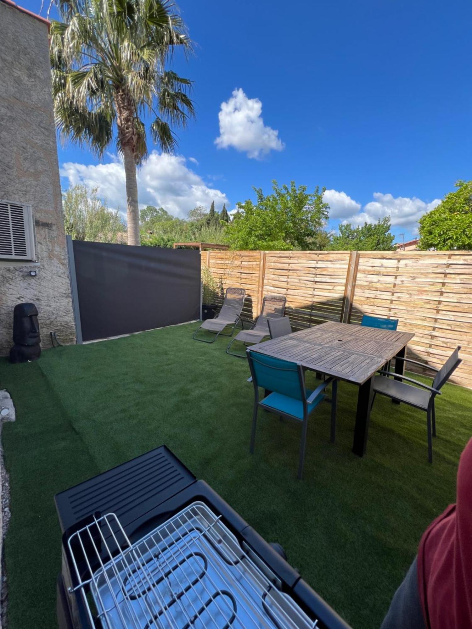 Appartement T2 Avec Jardin Puget-sur-Argens Esterno foto